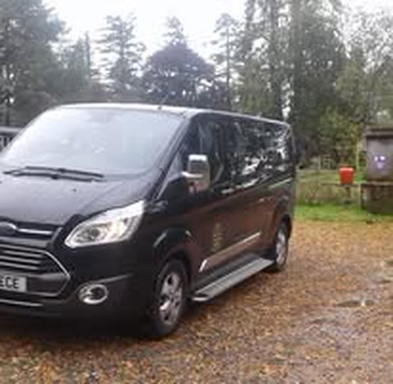 Ford Tourneo 8-seater private hire minibus